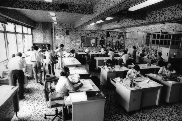 SÃO PAULO, SP, BRASIL, 14.01.1986: Redação do jornal Notícias Populares, em São Paulo (SP).  (Foto: Jorge Araújo/Folhapress)