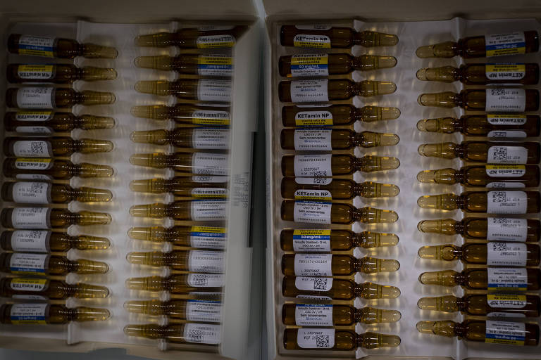 Metade dos brasileiros diz que usaria substâncias psicodélicas para tratamentos, segundo Datafolha