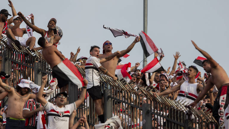 Torcida do São Paulo no estádio do Morumbi