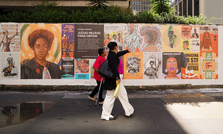 Exposição nas ruas de 14 cidades do país reivindica ministra negra no STF