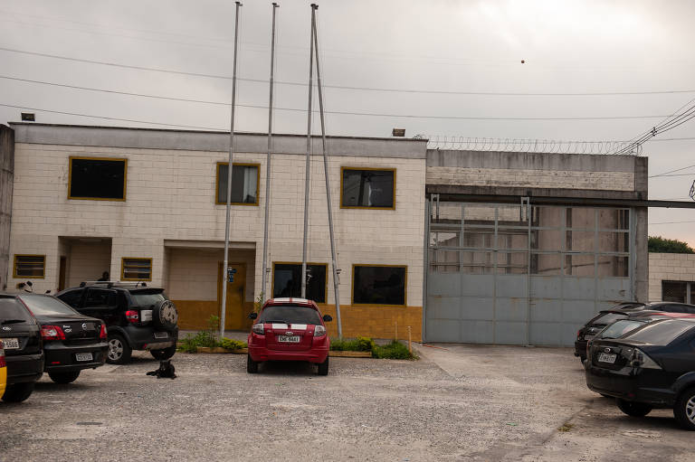 Roberto Aparecido Alves Cardoso, o Champinha, e outros três internos ocupam Unidade Experimental de Saúde, na Vila Maria
