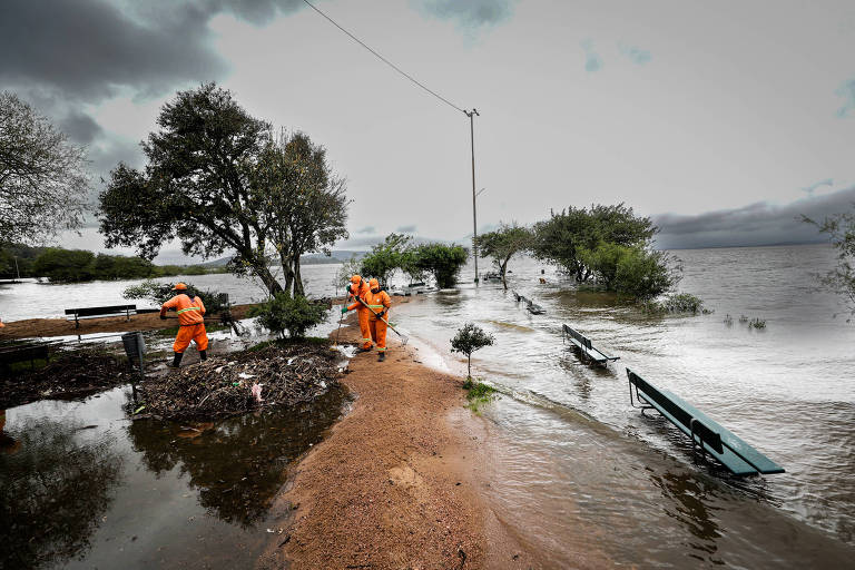 Com nova previsão de ciclone no RS, Porto Alegre fecha comportas da cidade