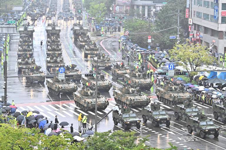 Coreia do Sul faz maior parada militar em 10 anos em reação à ameaça do Norte