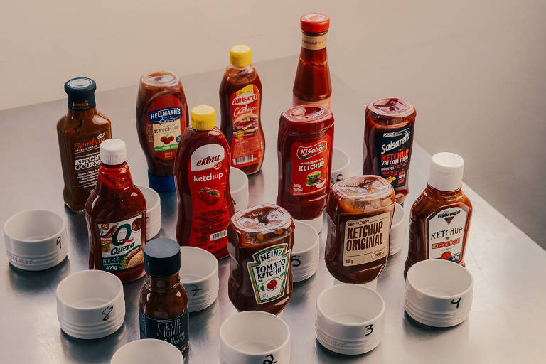 Garrafas de ketchup