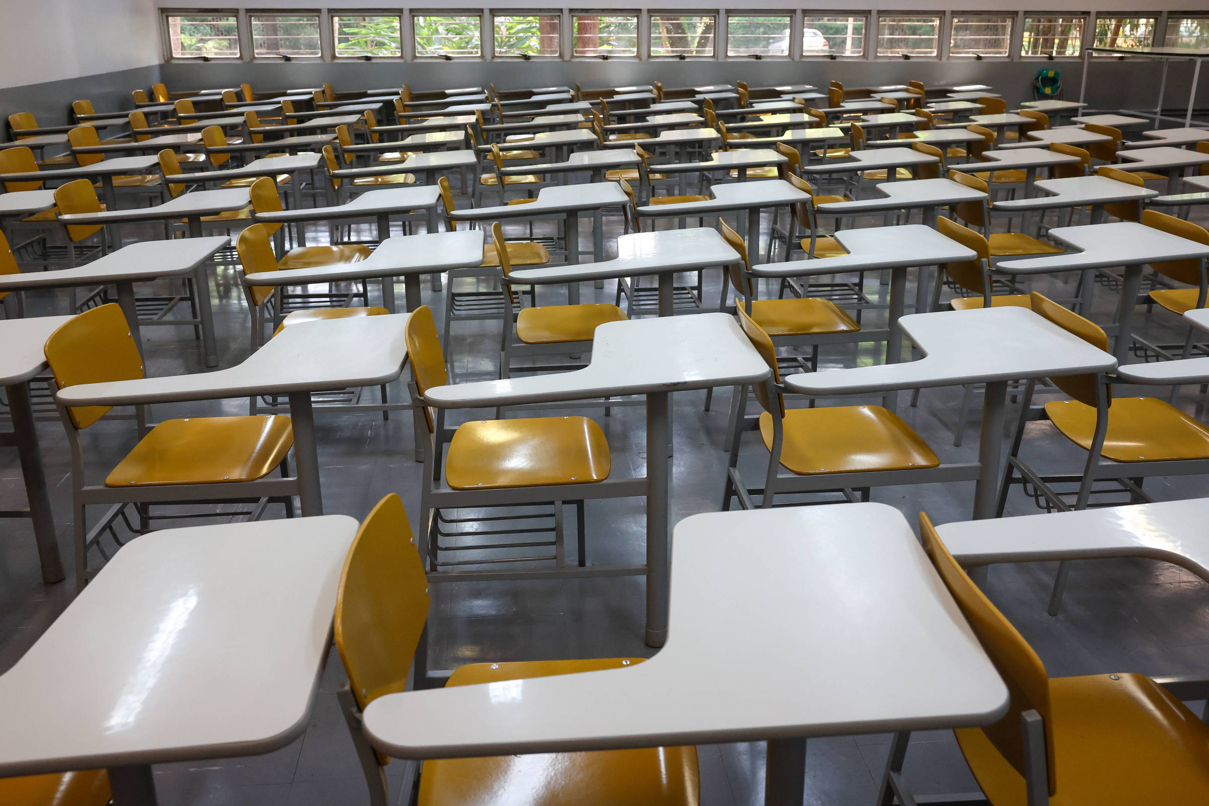 Por que a gente precisa de escolas e universidades?