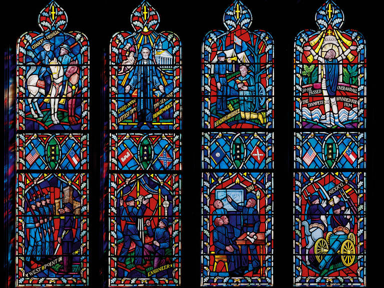 Composição com vitrais que homenageavam generais confederados na Catedral Nacional de Washington
