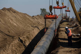 Argentina inaugurates key gas pipeline to reverse energy deficit