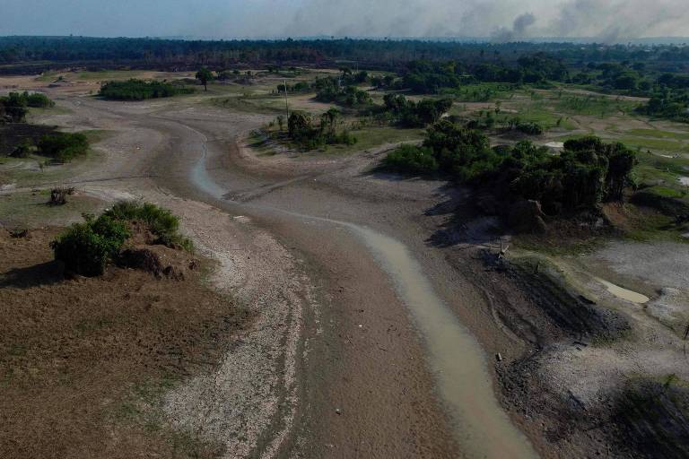 Atingidos por seca no Amazonas e Acre receberão ajuda do governo, diz Marina