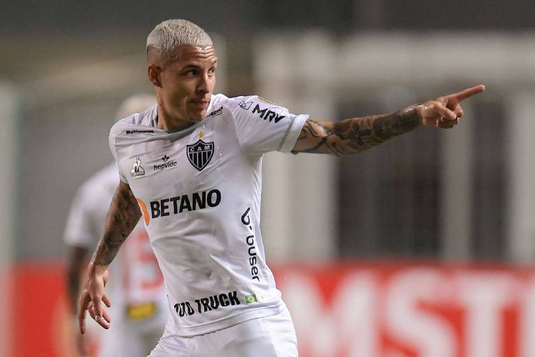 Guilherme Arana é convocado e volta à seleção brasileira após um ano