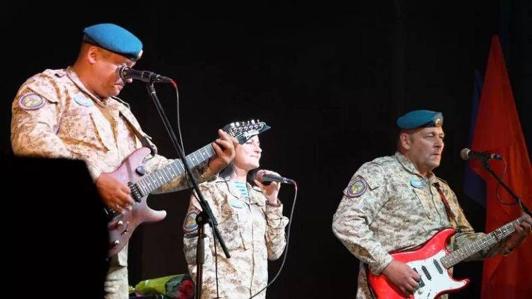 As autoridades russas organizam concertos patrióticos numa tentativa de reforçar o apoio à invasão da Ucrânia