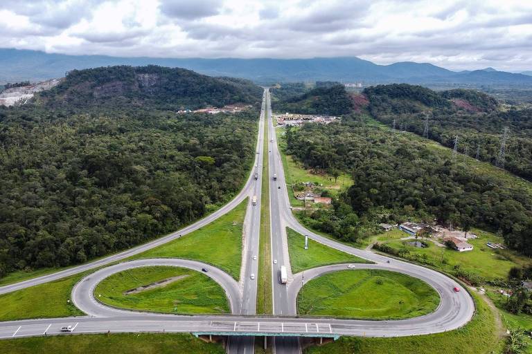 Único interessado, grupo EPR ganha novo leilão de estradas do Paraná com desconto de 0,08%