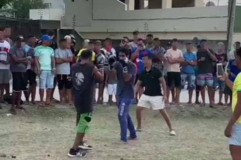 Moradores acompanham e filmam brigas de rua em Arcoverde (PE)
