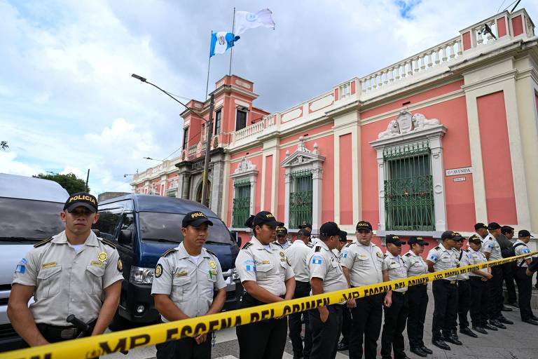 MP da Guatemala confisca atas de votação e volta a pôr posse de Arévalo em risco