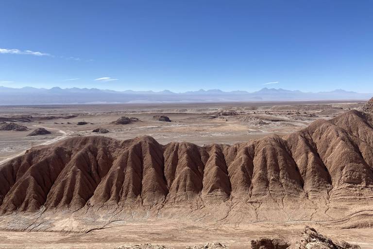 A cordilheira de sal no Deserto do Atacama