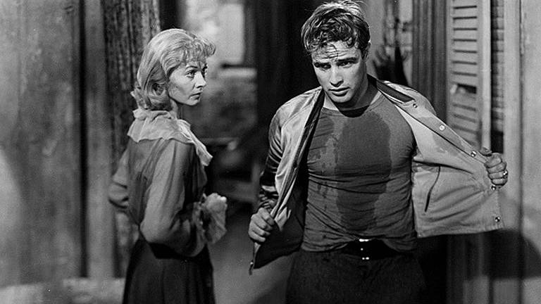Marlon Brando como Kowalsky  e Vivien Leigh como Blanche em "Uma Rua Chamada Pecado" (1951)