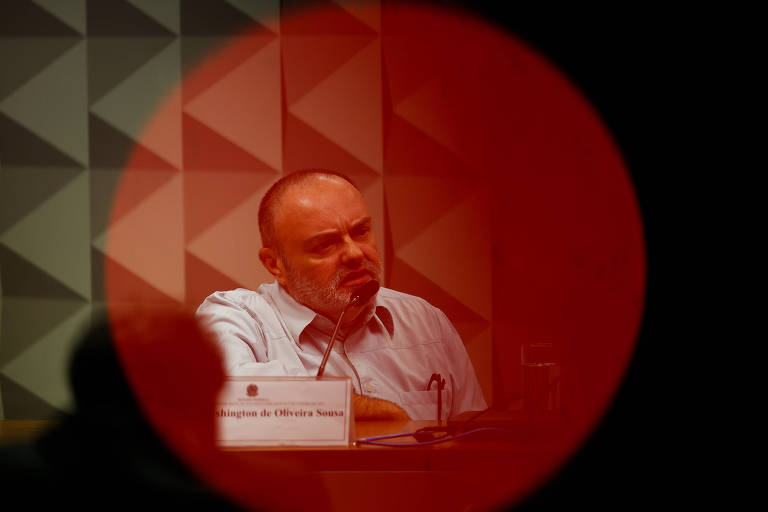 Nas investigações conduzidas por Moraes, há diversos casos de pessoas presas sem terem sido julgadas; prisões preventivas longas e com prazo indeterminado ocorridas na Lava Jato foram contestadas