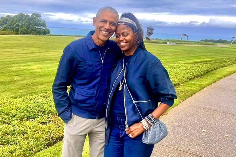 'Sorte de te chamar de minha', escreve Barack Obama no aniversário de casamento com Michelle