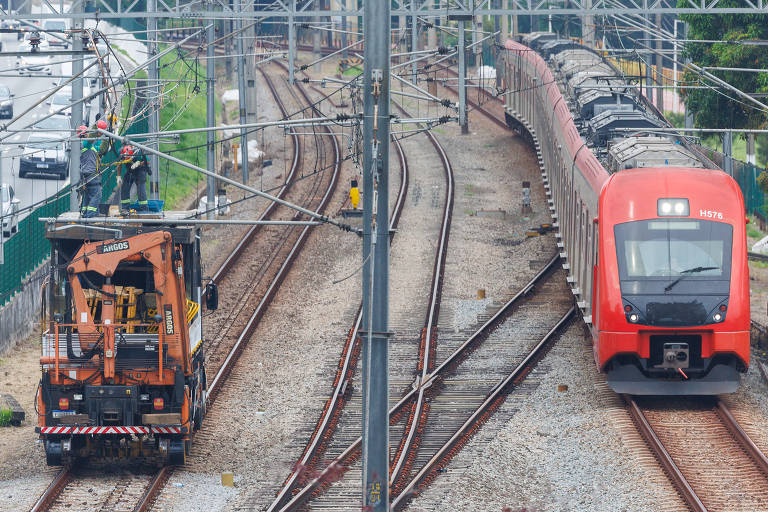 ViaMobilidade diz que recebeu trens com problemas e promete melhora nas linhas até fim de 2024