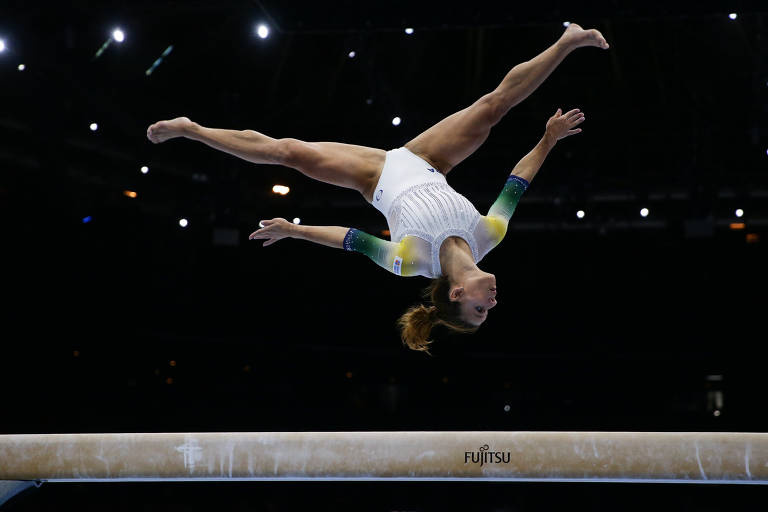 Brasileira Rebeca Andrade é ouro no Mundial de Ginástica 2023 - Bacana.news  Notícias do Pará