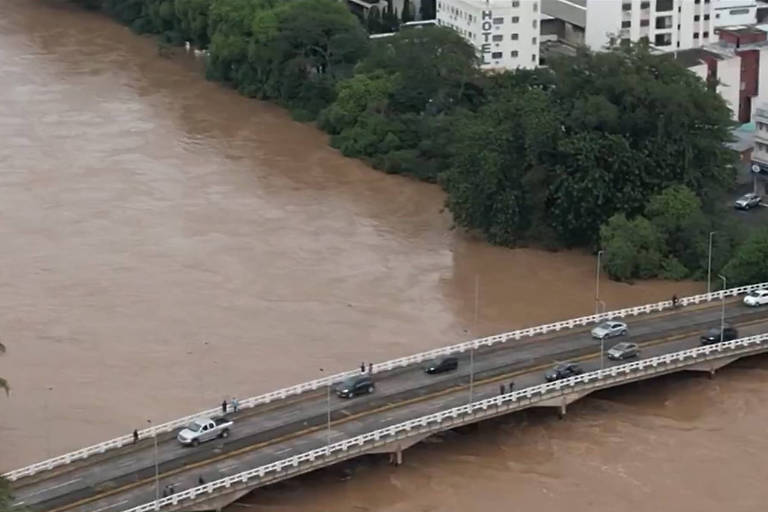 Santa Catarina tem 93 cidades afetadas pela chuva; 46 decretam situação de emergência