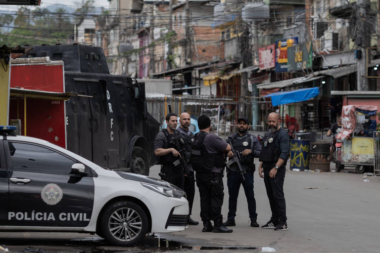 Polícias do Rio fazem operação em comunidades ligadas ao Comando Vermelho