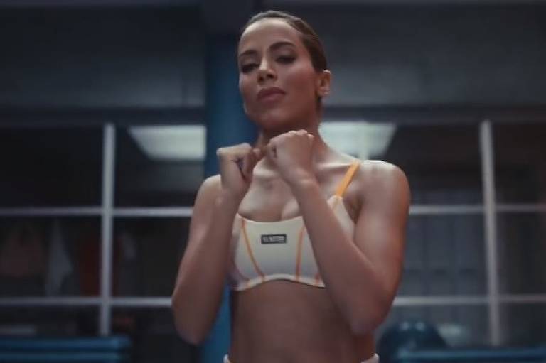 Anitta será professora de luta em 'Elte'