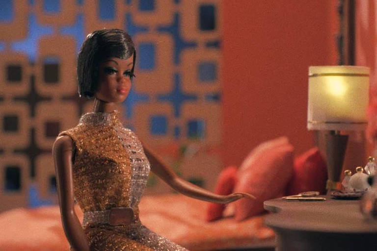 Netflix e Shonda Rhimes, de 'Grey's Anatomy', produzem documentário sobre a Barbie negra