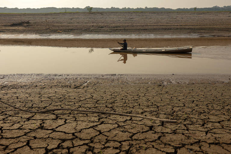 Indígenas da Amazônia pedem que governo declare emergência climática em meio à seca grave