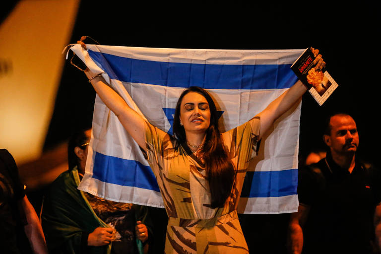 RIO DE JANEIRO, RJ - 15.10.2023: FIERJ ORGANIZADA CAMHADA EM PROL DE ISRAEL  - The Walk against