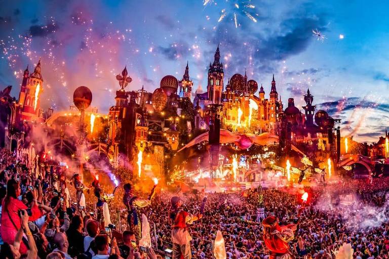 Imagem do festival Tomorrowland, realizado na Bélgica