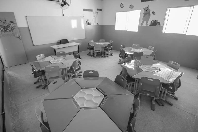 sala de aula infantil vazia