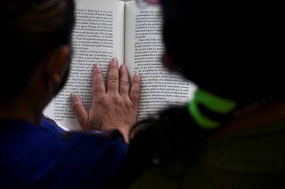 Bolivian inmates can cut jail time reading books, in La Paz