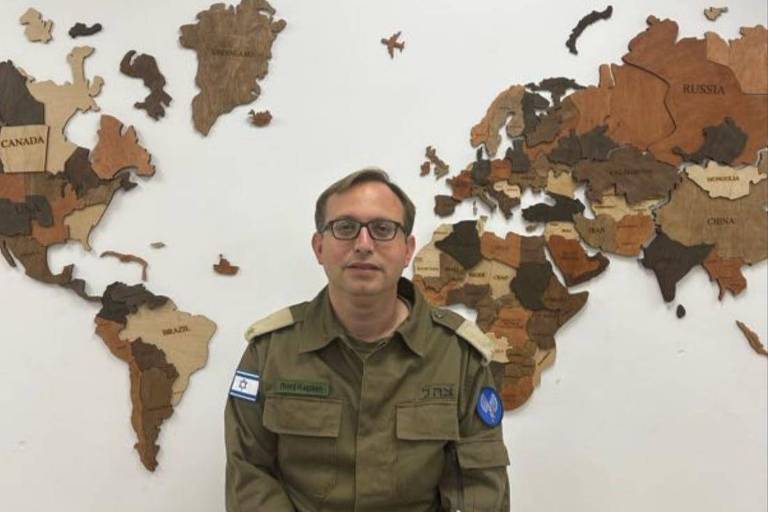 O porta-voz das Forças de Defesa de Israel, o major Roni Kaplan