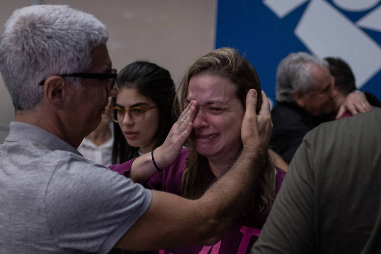 Último voo de primeira fase de resgate de brasileiros em Israel pousa no Rio
