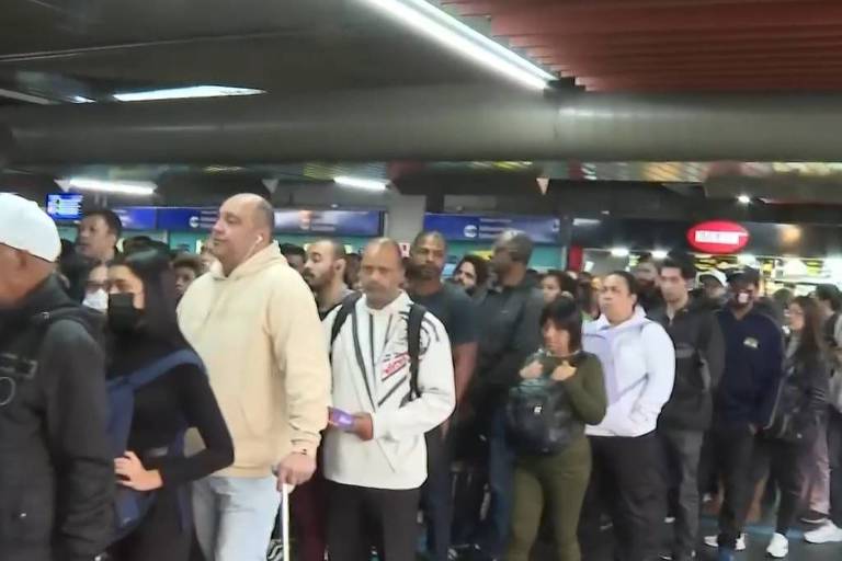 Após cerca de 3h linhas do Metrô voltaram a operar normalmente em São Paulo