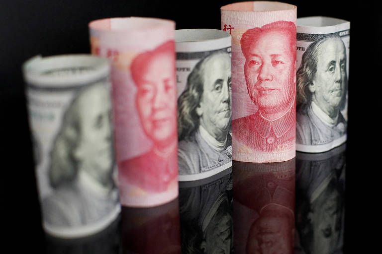 Notas de yuan e dólar 