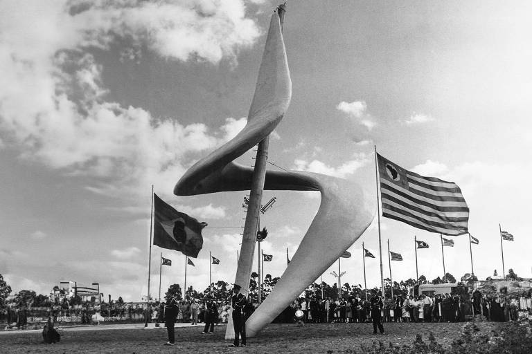 A absurda história do Monumento ao 4º Centenário de São Paulo