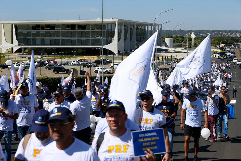 Manifestação da PRF em frente ao Palácio do Planalto no governo do ex-presidente Jair Bolsonaro