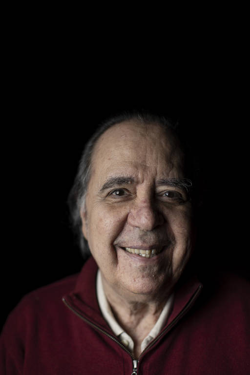 O cantor e compositor Edu Lobo, aos 80 anos, em sua casa, em São Conrado, na zona sul do Rio de Janeiro