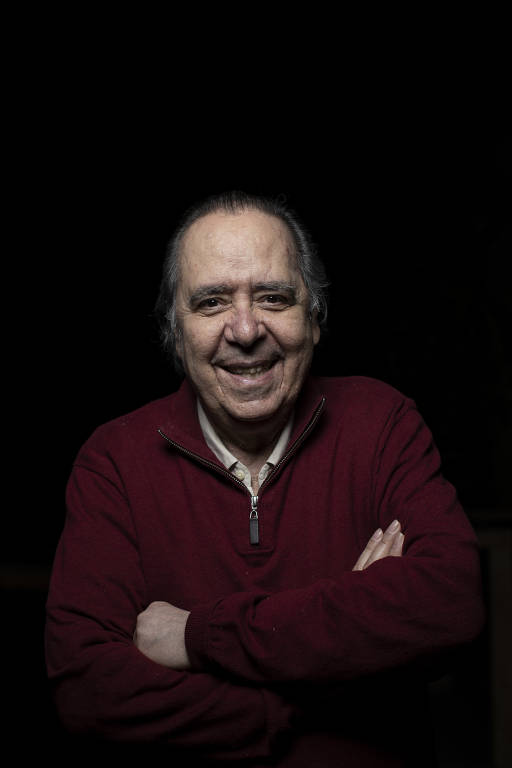 O cantor e compositor Edu Lobo, aos 80 anos, em sua casa, em São Conrado, na zona sul do Rio de Janeiro