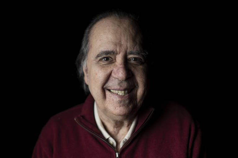 O cantor e compositor Edu Lobo, aos 80 anos, em sua casa, em São Conrado, na zona sul do Rio de Janeiro
