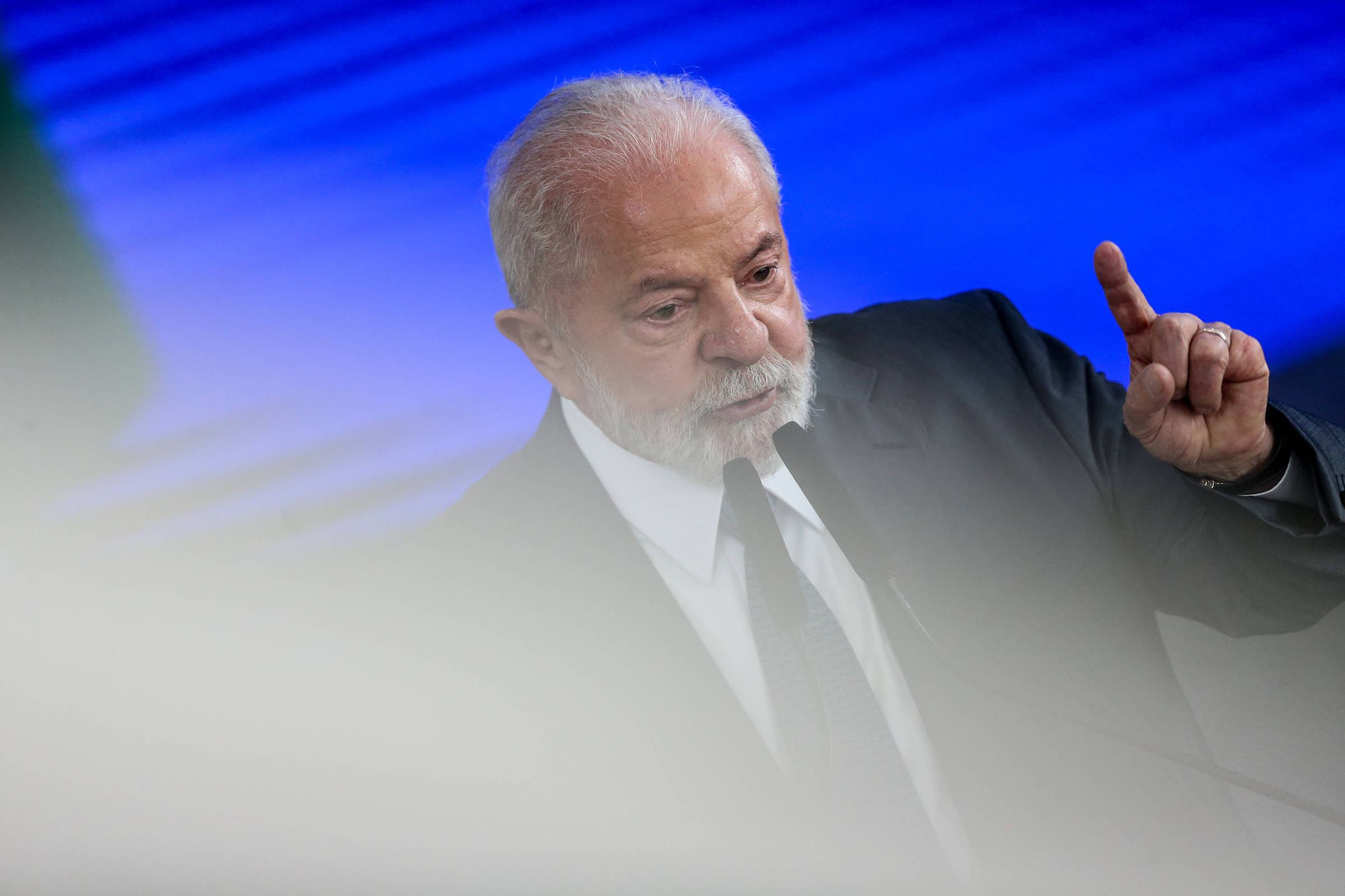 Lula diz ser emocionante receber Padre Lancellotti no Planalto