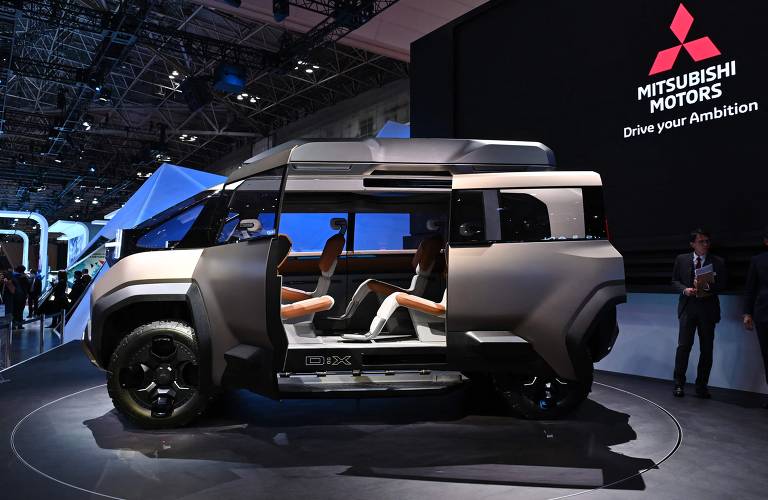Mitsubishi exibe parte interna do D:X Concept