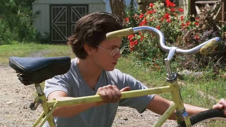 River Phoenix em "O Peso de Um Passado" (1988), filme pelo qual foi indicado ao Oscar de melhor ator coadjuvante