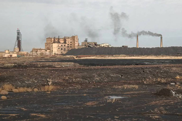 Incêndio em mina da ArcelorMittal no Cazaquistão deixa ao menos 42 mortos