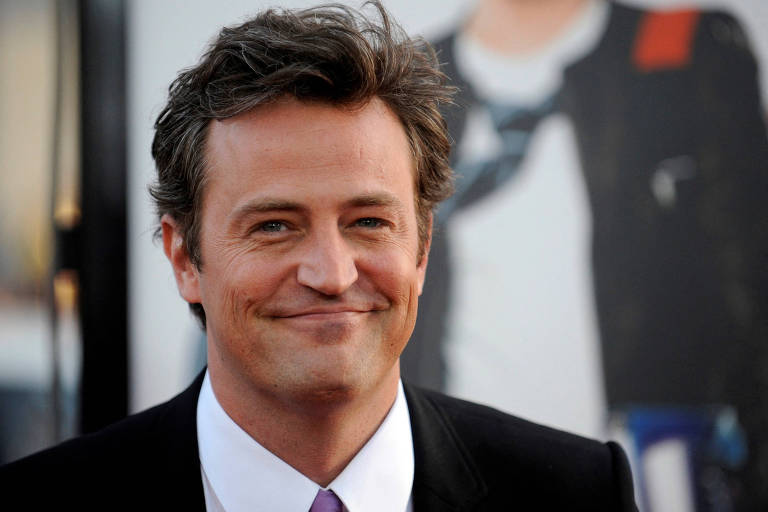 Famosos lamentam morte de Matthew Perry, o Chandler de 'Friends