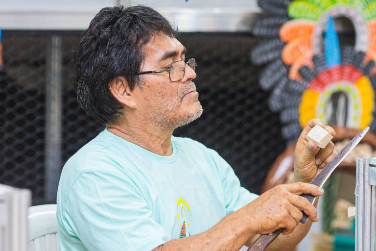 Artesãos que trabalham com palmeira amazônica buscam selo de qualidade