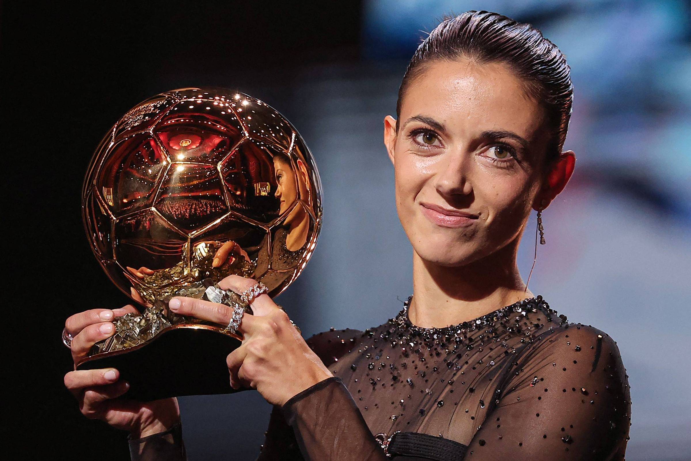 Bola de Ouro 2023: espanhola Aitana Bonmatí conquista prêmio de melhor  jogadora do mundo - Brasil 247