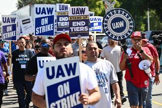 Stellantis, striking US auto union reach tentative deal