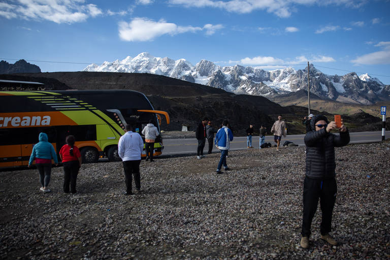 Viagem rodoviária mais longa do mundo reúne aventura e sonhos até o outro lado dos Andes
